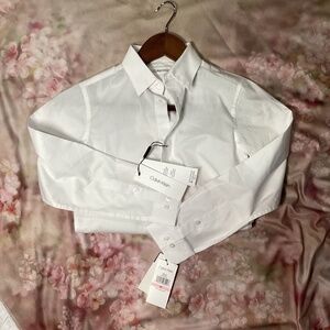 75. Calvin Klein Boys Button-up Shirt NWT Size 10